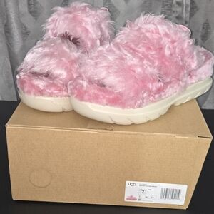 UGG Fluff Sugar Sandal